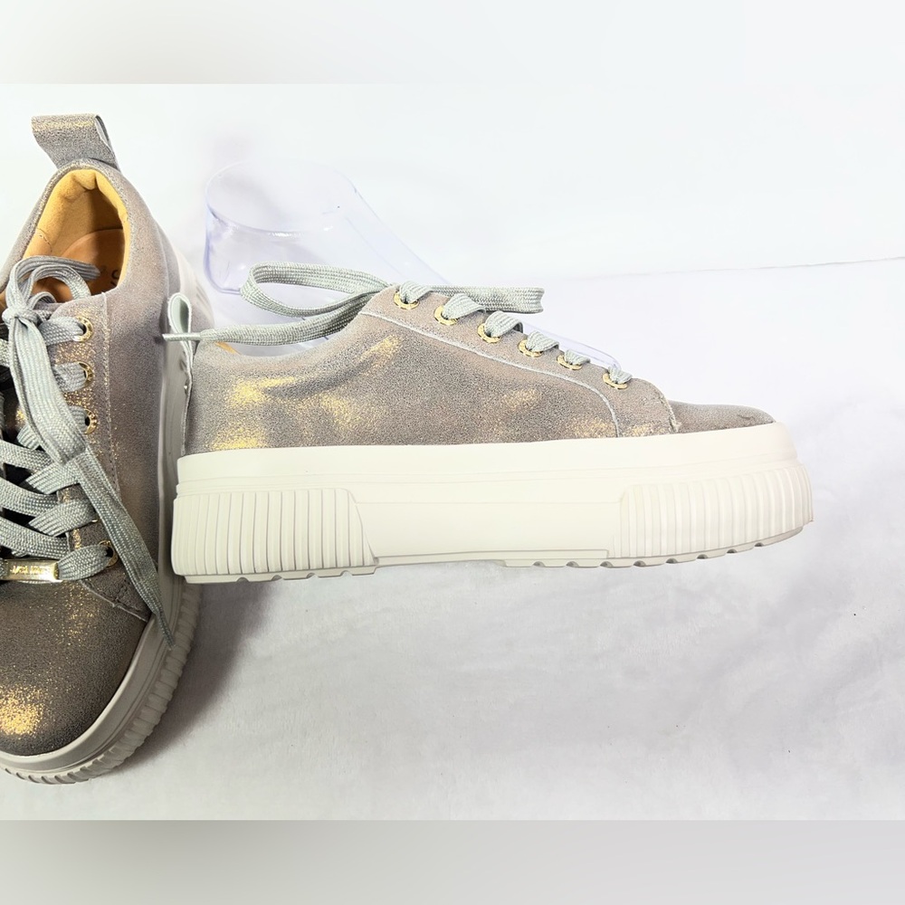 J/SLIDES Gray with Gold Metallic Finish Lace Up Shoes Leather Upper Size 6 - Picture 7 of 14